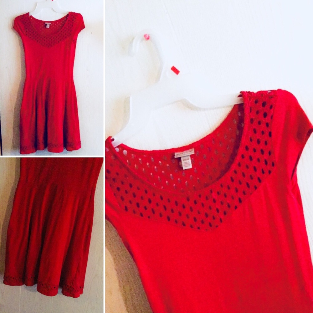 Small Red summer dress🌻